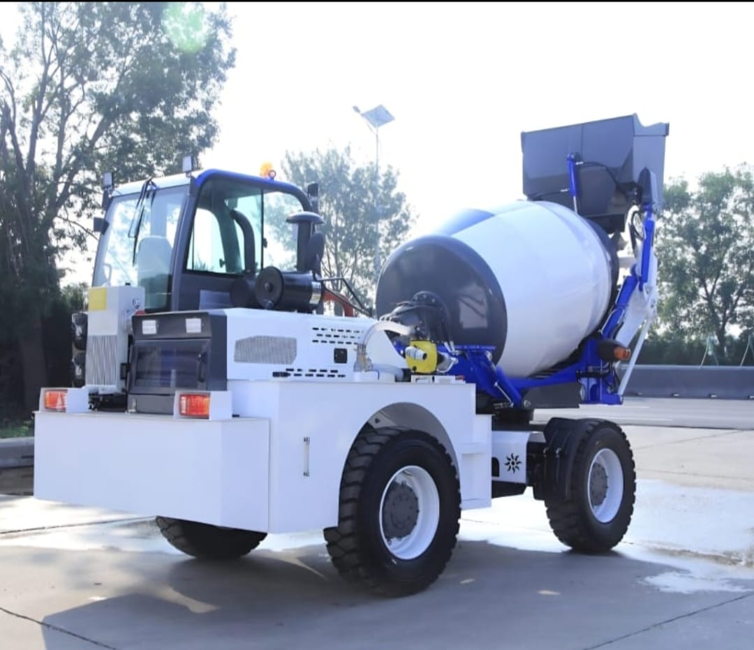 Mixer de concreto autocargable